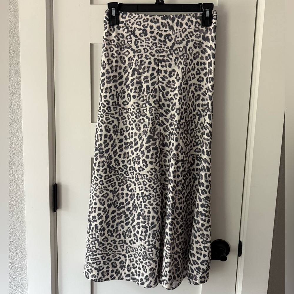 Altar'd State Grey and White Leopard A-Line Midi Skirt